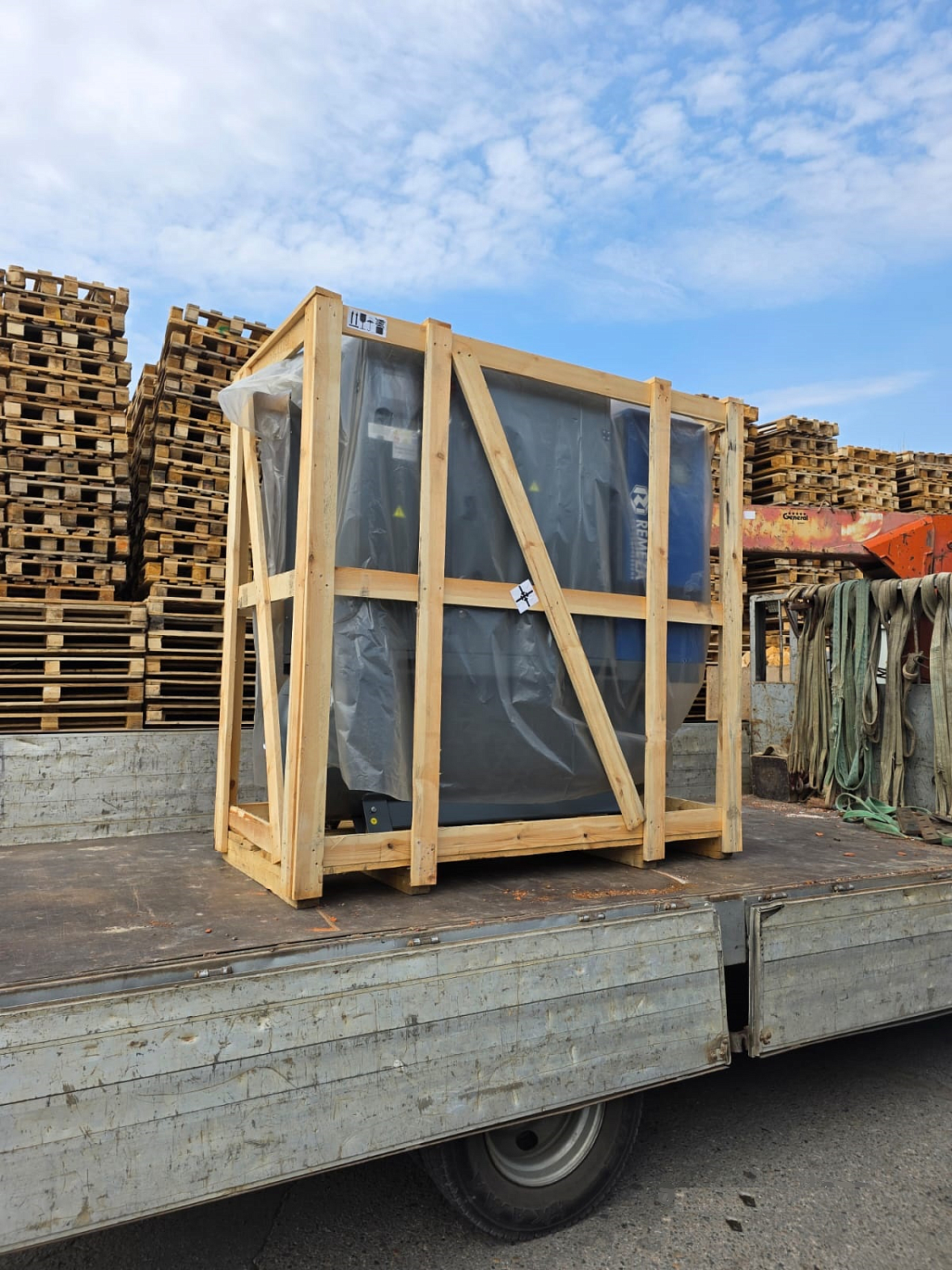 Отгрузка винтового компрессора Zammer SKTG22M-8-500/O в г. Краснодар