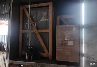 Отгрузка винтовых компрессоров Remeza ВК50-8 и ресиверов РВ 500.16.00 и осушителей RFD510 в г. Казань